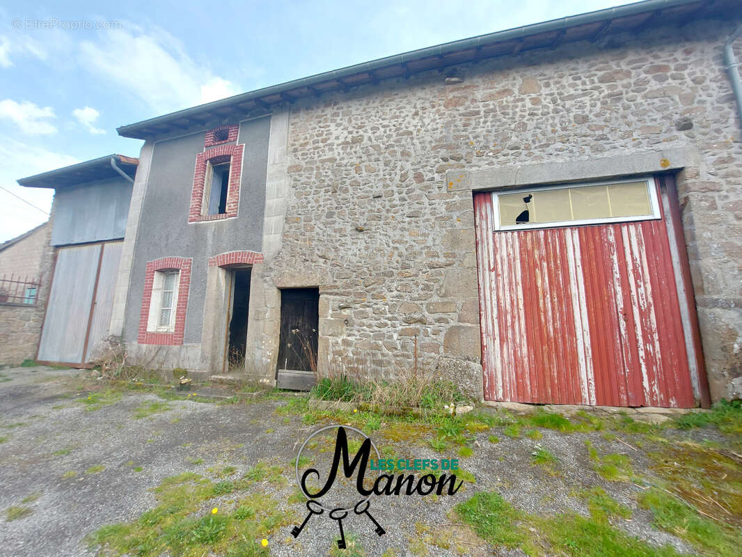 Maison à CHATEAUPONSAC