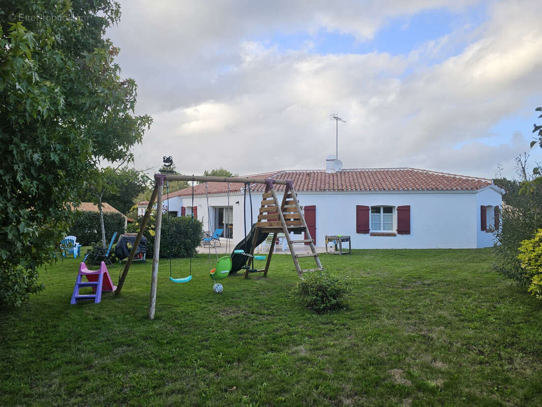 Maison à LANDERONDE