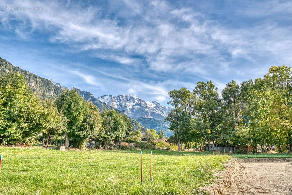 Terrain à SAINT-GERVAIS-LES-BAINS
