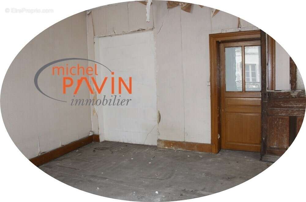 Appartement à LA GUERCHE-SUR-L'AUBOIS