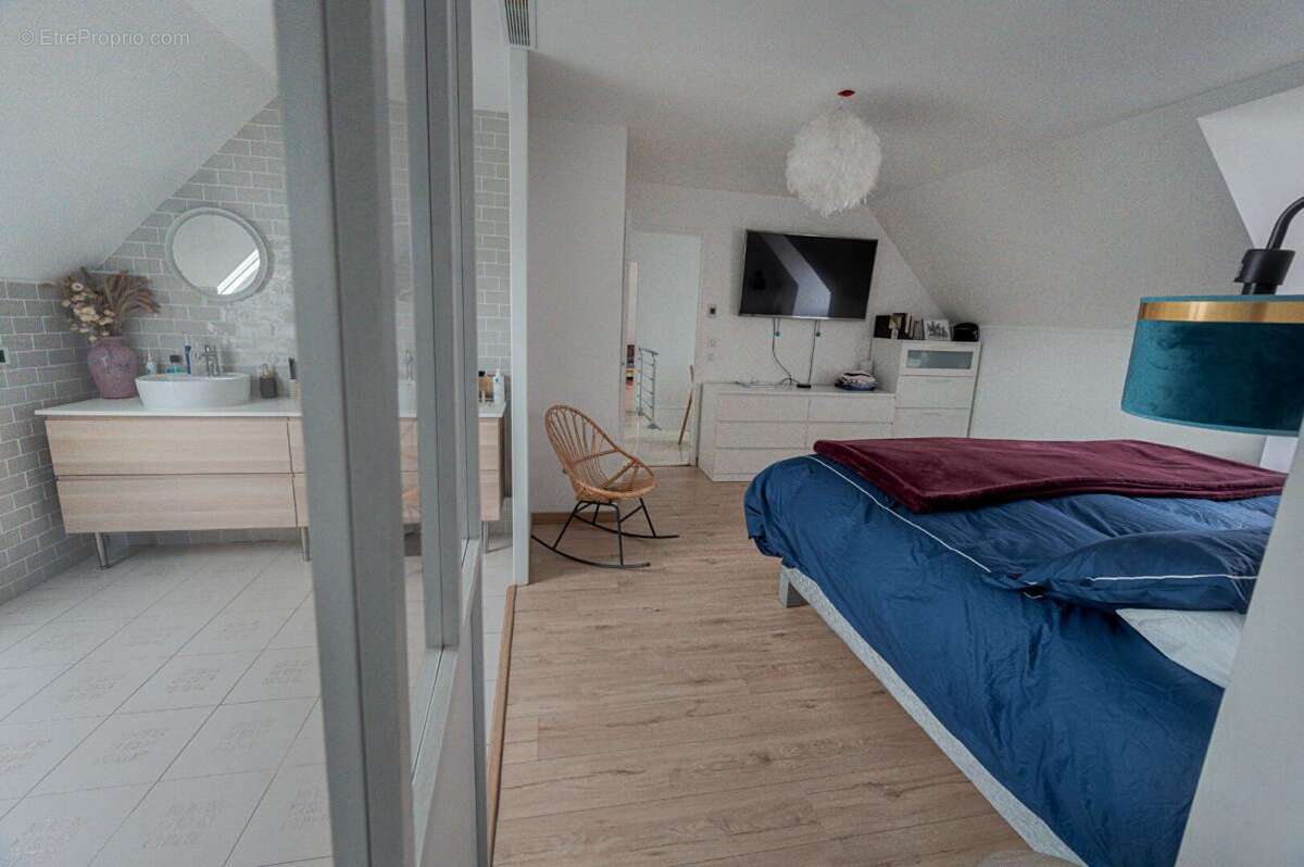 Maison à MAISONS-ALFORT