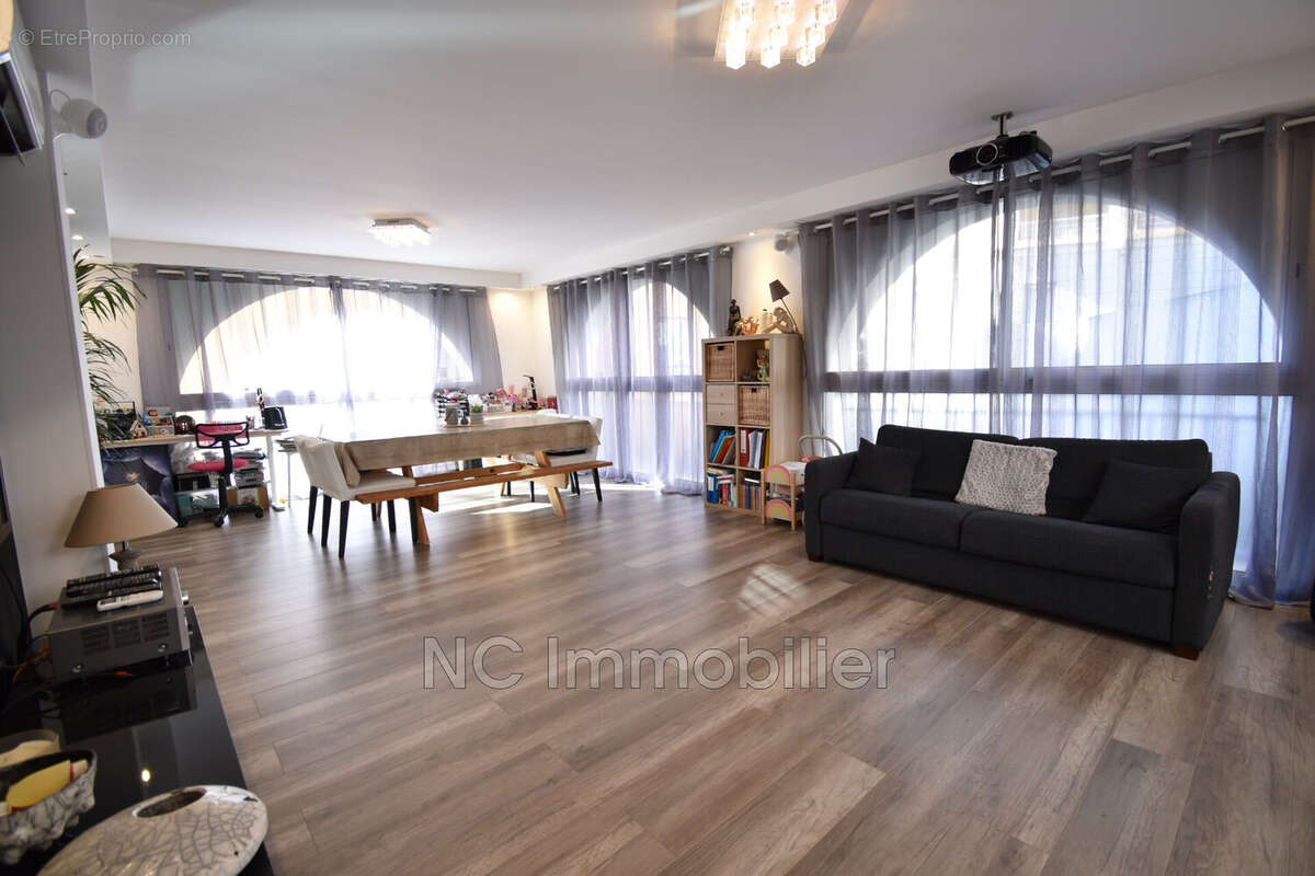 Appartement 119 m² à Vallauris  - photo 9