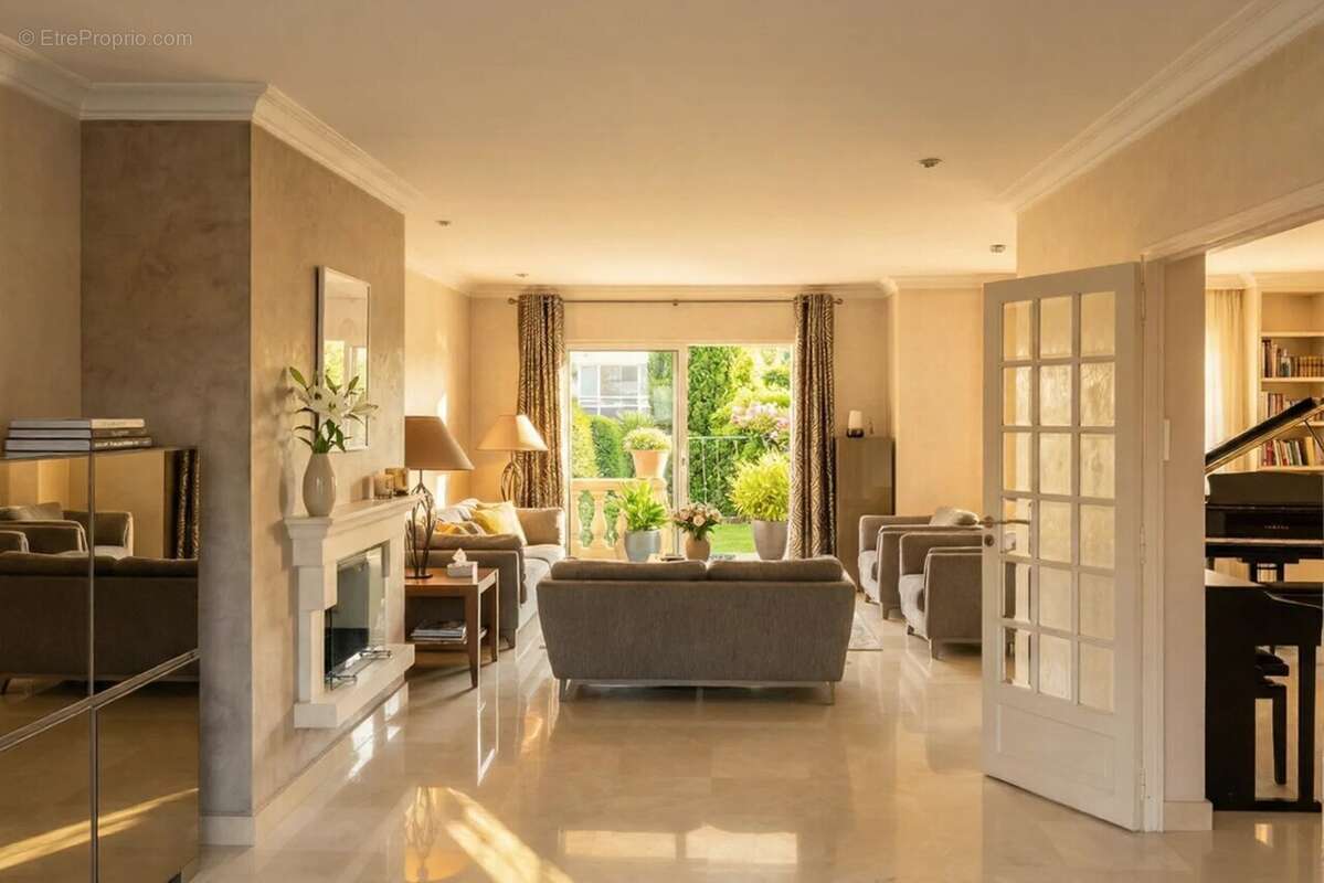 Maison à CHAMPIGNY-SUR-MARNE