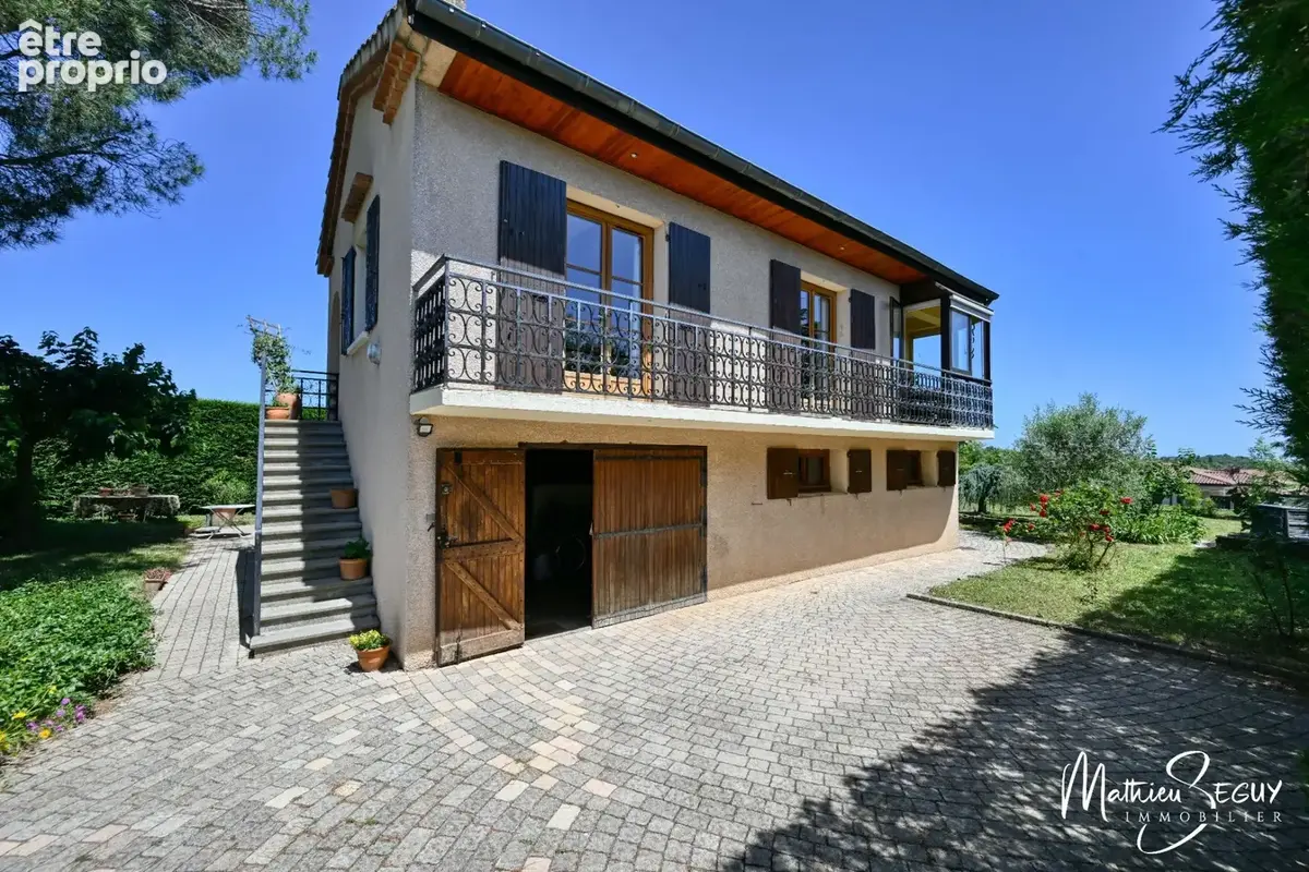 Grande maison P7 sur un grand terrain au coeur de SAINT JEAN DE TOUSLAS - photo 18
