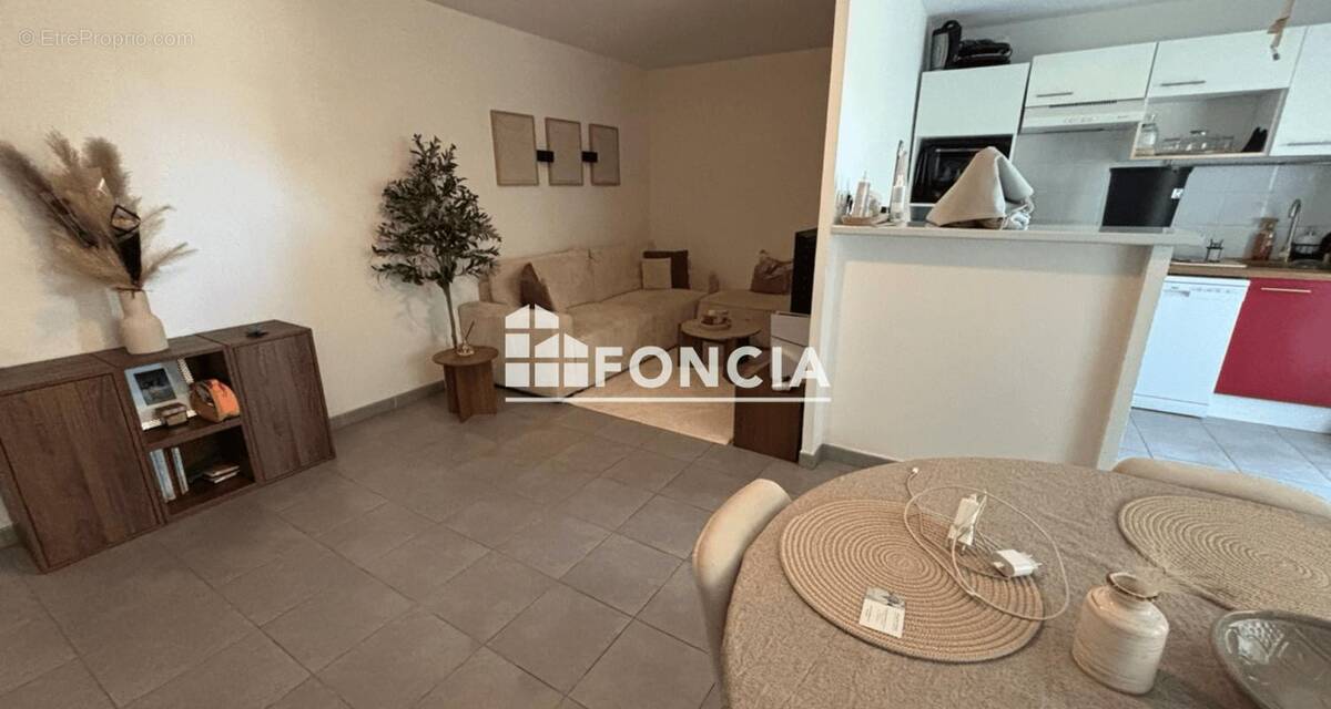 Appartement à LUNEL