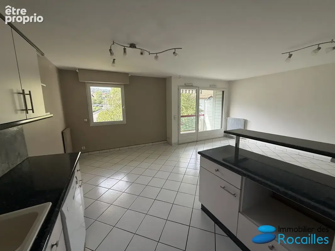 Appartement 3 pièces 63 m² à vendre à La Roche-Sur-Foron (74800) - photo 3