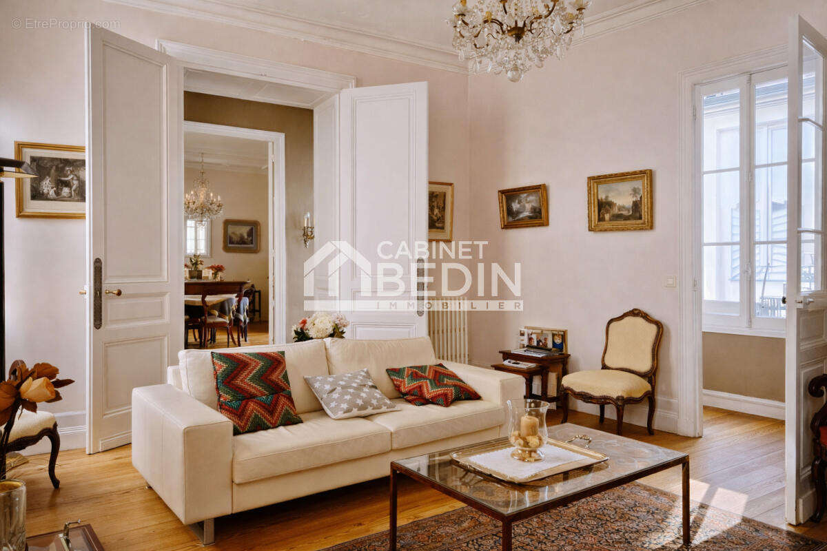 Appartement à BORDEAUX