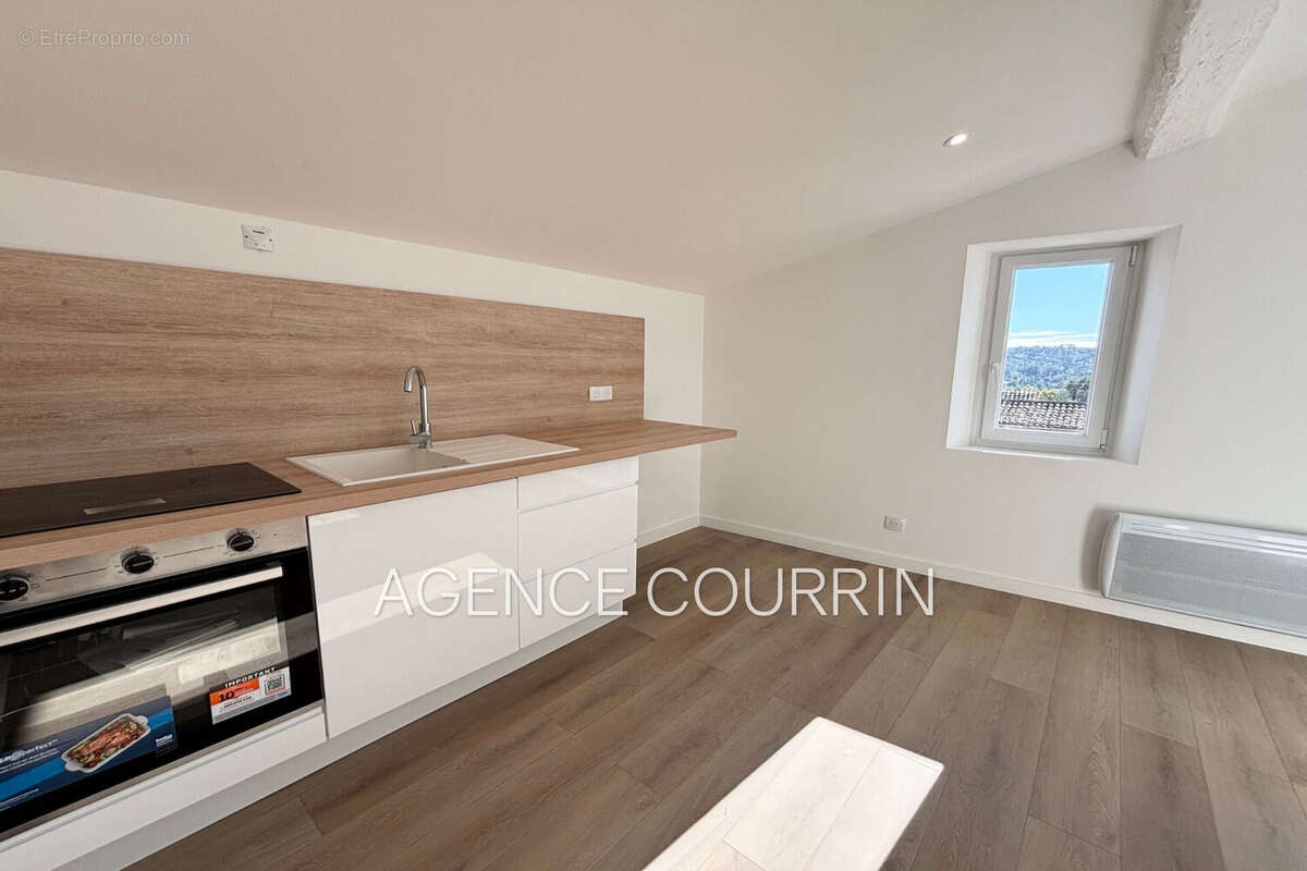 Appartement à PEYMEINADE