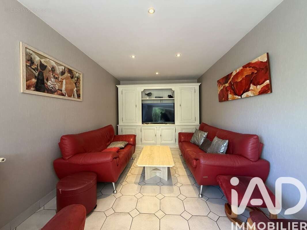 Photo 8 - Maison à PERONNAS