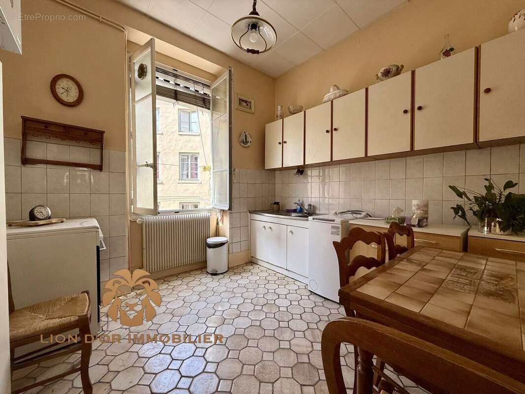 Appartement 68 m² à Lyon-1e  - photo 5