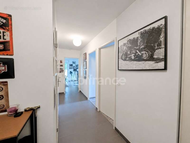 Appartement à vendre 3 pièces BORDEAUX CHARTRONS (33) - Jardin 110m2, terrasse, parking, cellier - photo 4