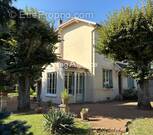 Maison à TASSIN-LA-DEMI-LUNE