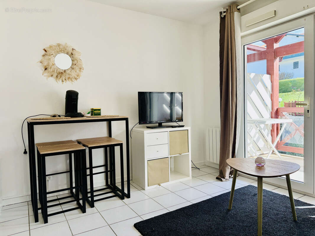 Hauteurs Plage, Appartement T2 avec terrasse et parking dans résidence sécurisée avec piscine - photo 4