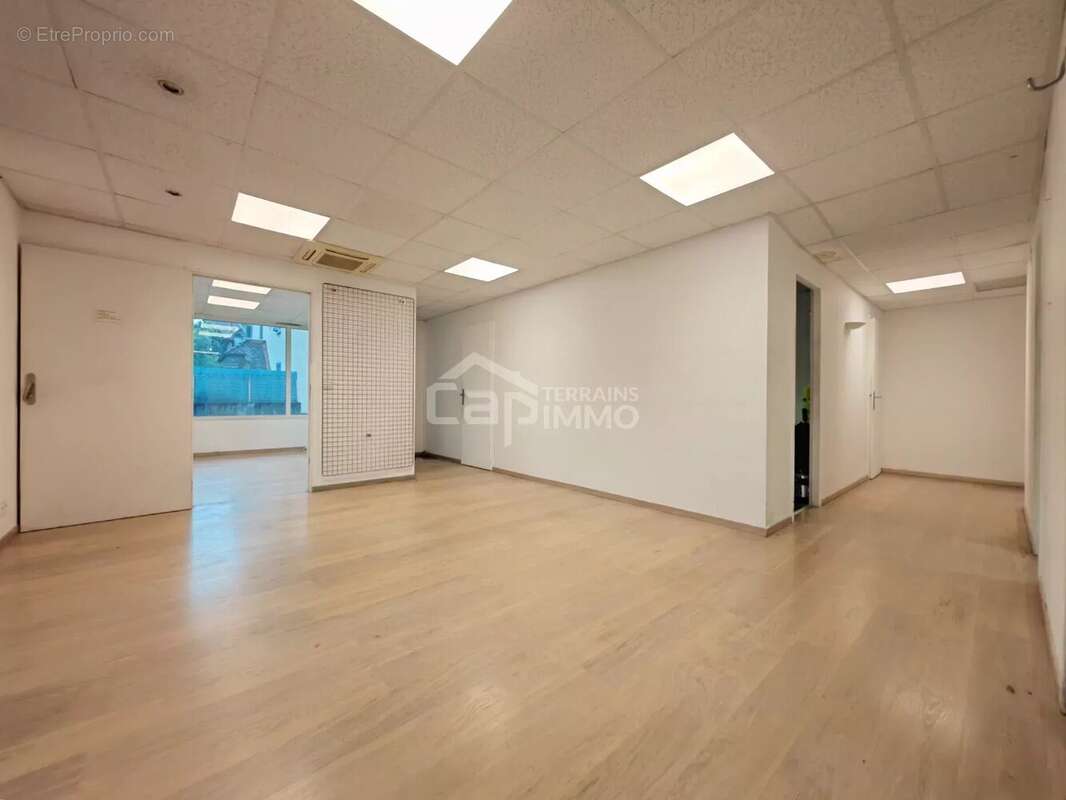 Commerce à THONON-LES-BAINS