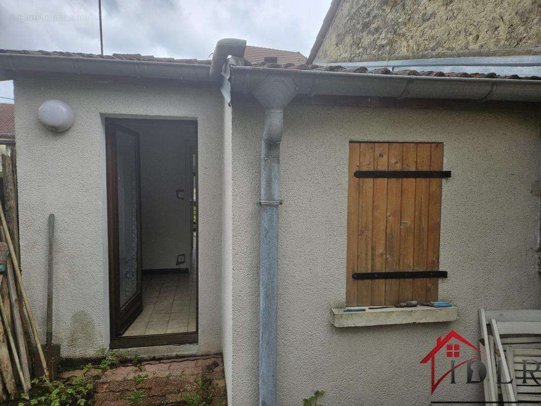 maison d'habitation de 19 m2 sur un terrain de 52 m2 - photo 5
