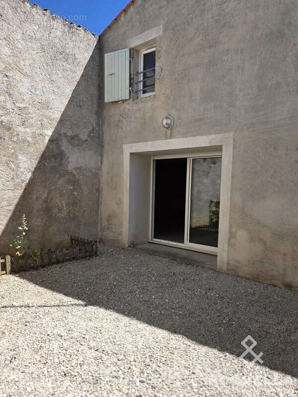 Maison 78 m² à Saint-Sauveur-D'aunis  - photo 7