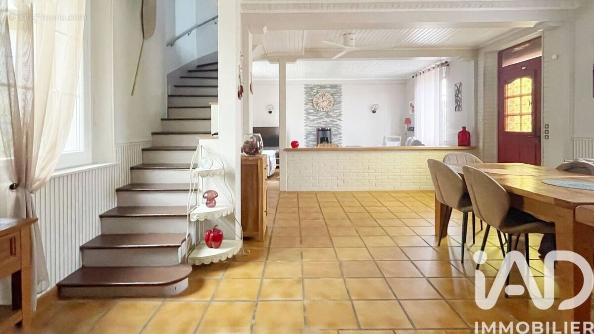 Photo 1 - Maison à HERMES