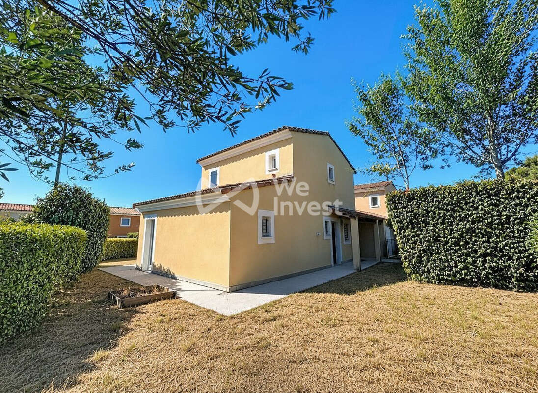 Maison 84 m² à Saint-Clement-De-Riviere  - photo 2