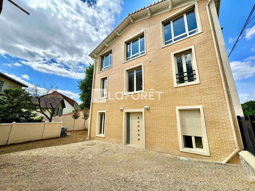 Maison à VILLEMOMBLE