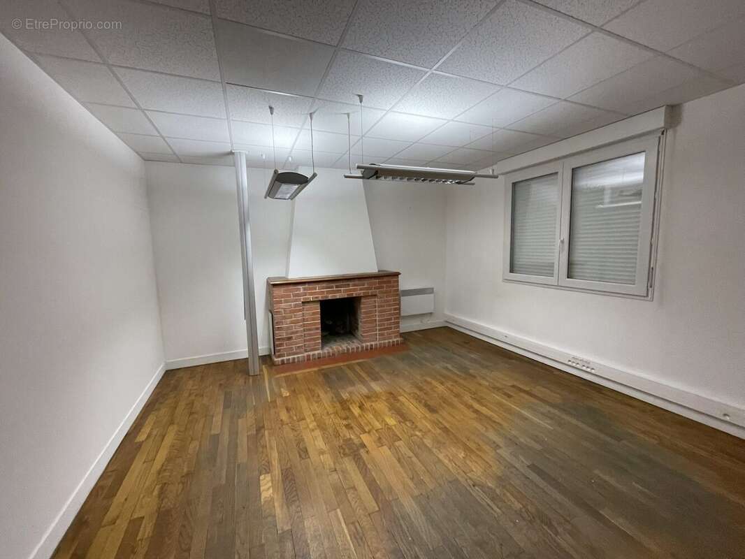 Maison 280 m² à Coulounieix-Chamiers  - photo 3