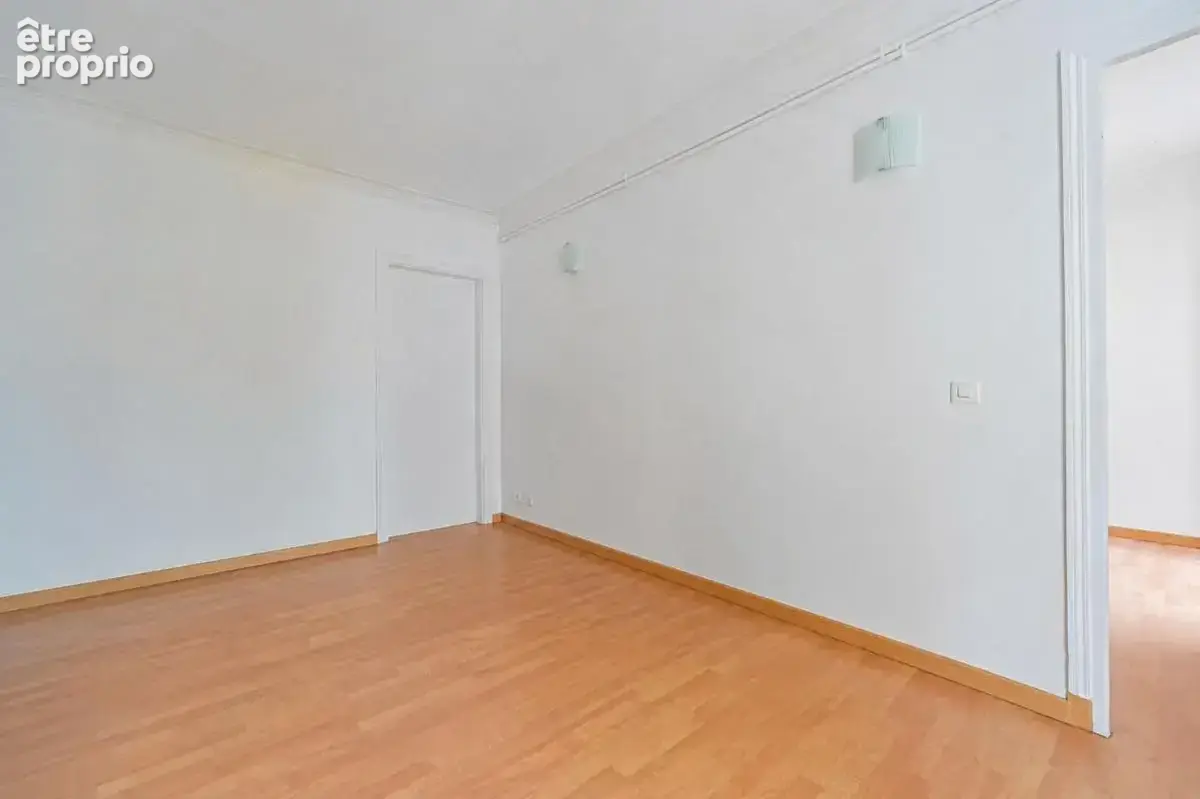 Appartement À Vendre - photo 2
