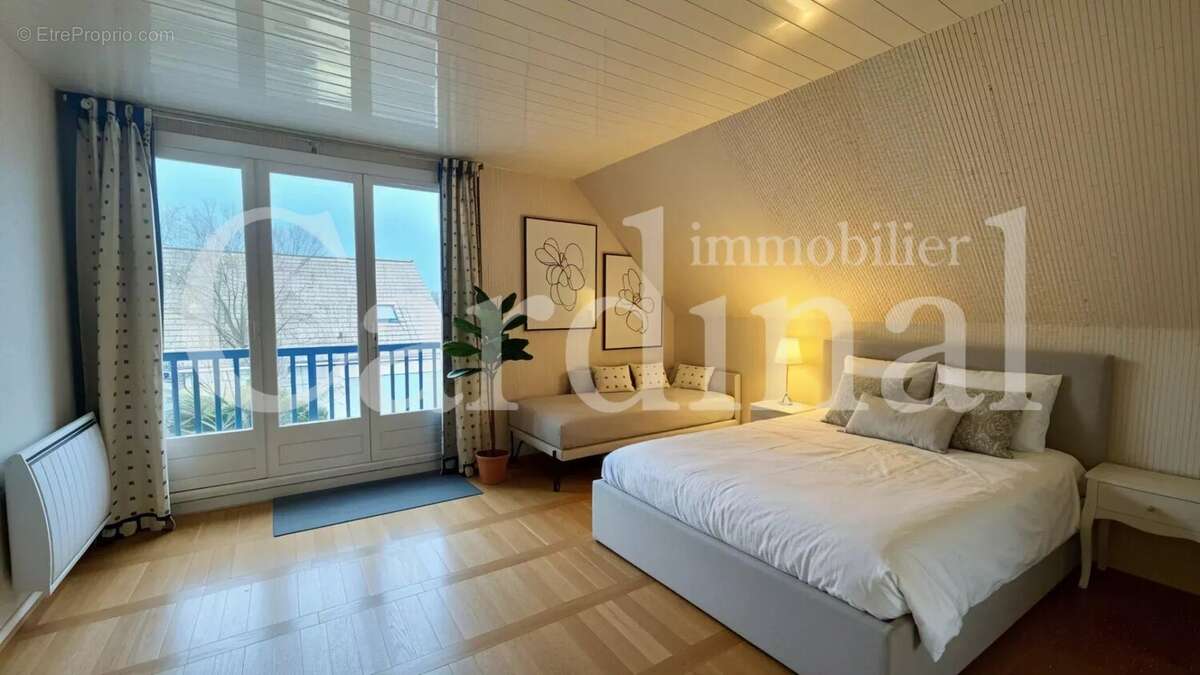 Maison à NOISY-LE-ROI