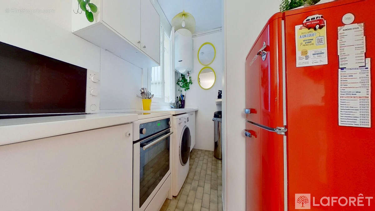 Appartement à PARIS-17E
