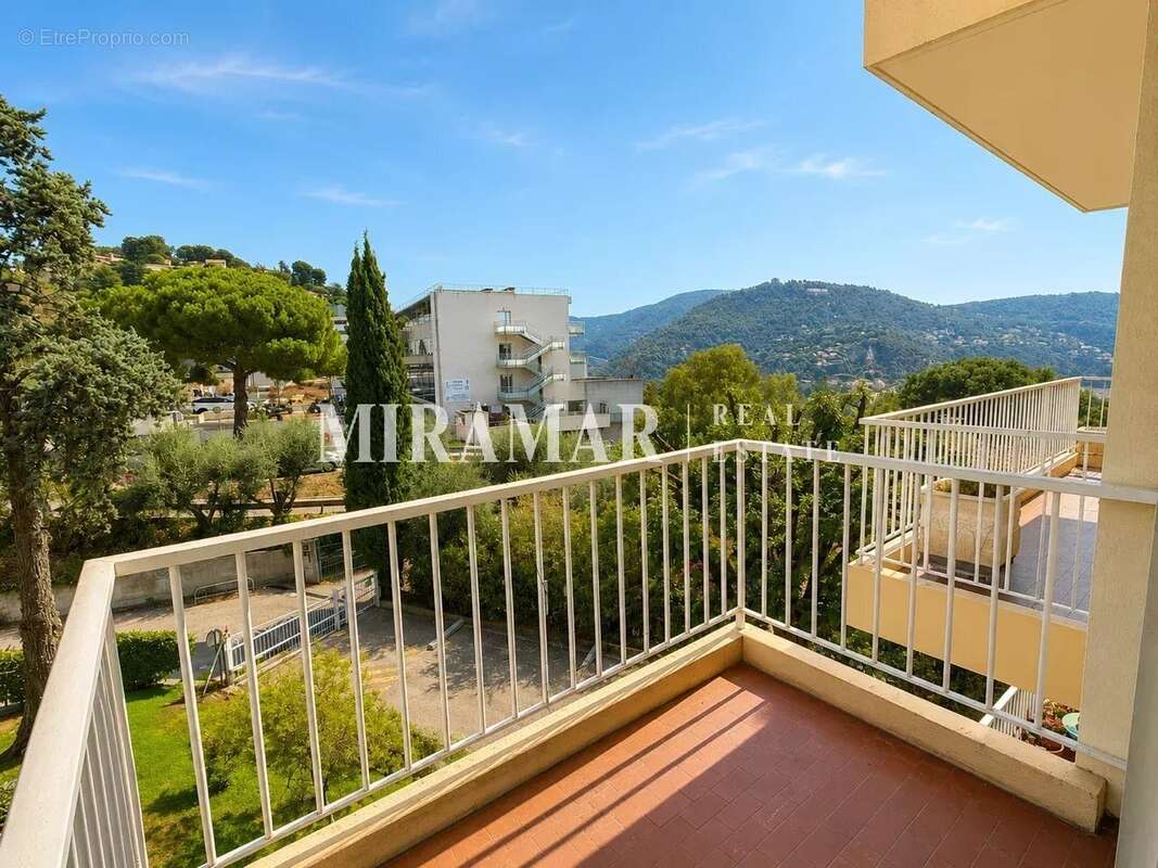 Cimiez / Cap de Croix : Appartement 2 Pièces - photo 2
