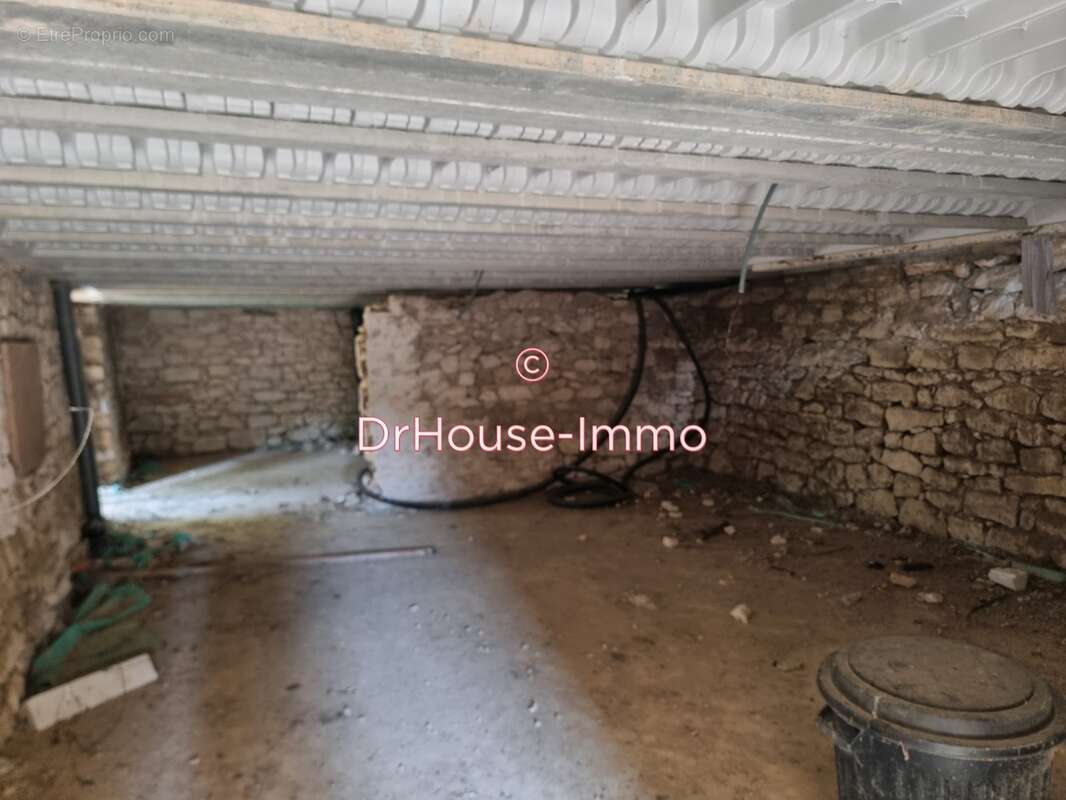 Maison à SAINT-MARTIN-DE-VILLEREAL