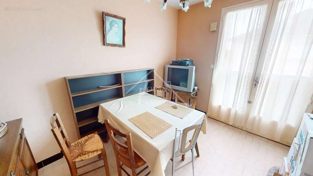 Maison à COMMENTRY