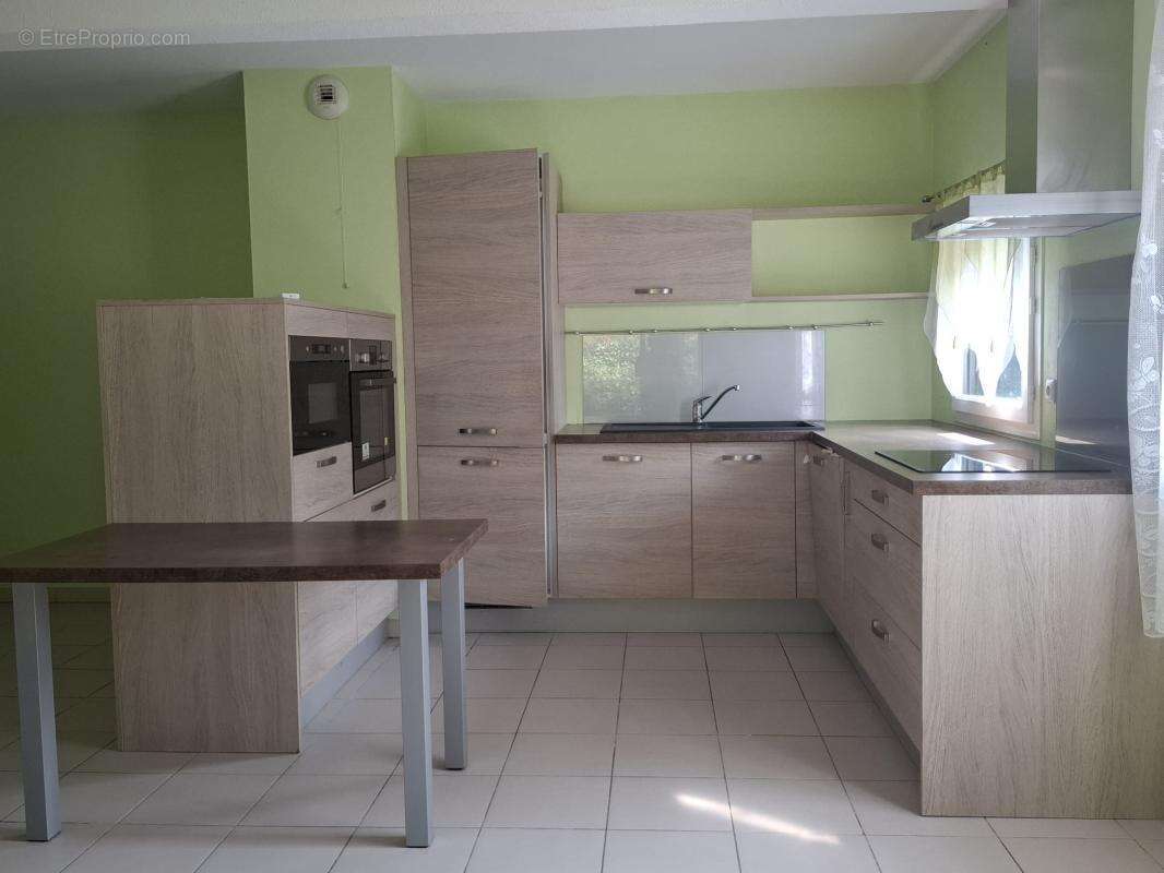 Appartement T4 89 m2 + jardin 130 m2 + 2 parkings -- Saint-Or - photo 3