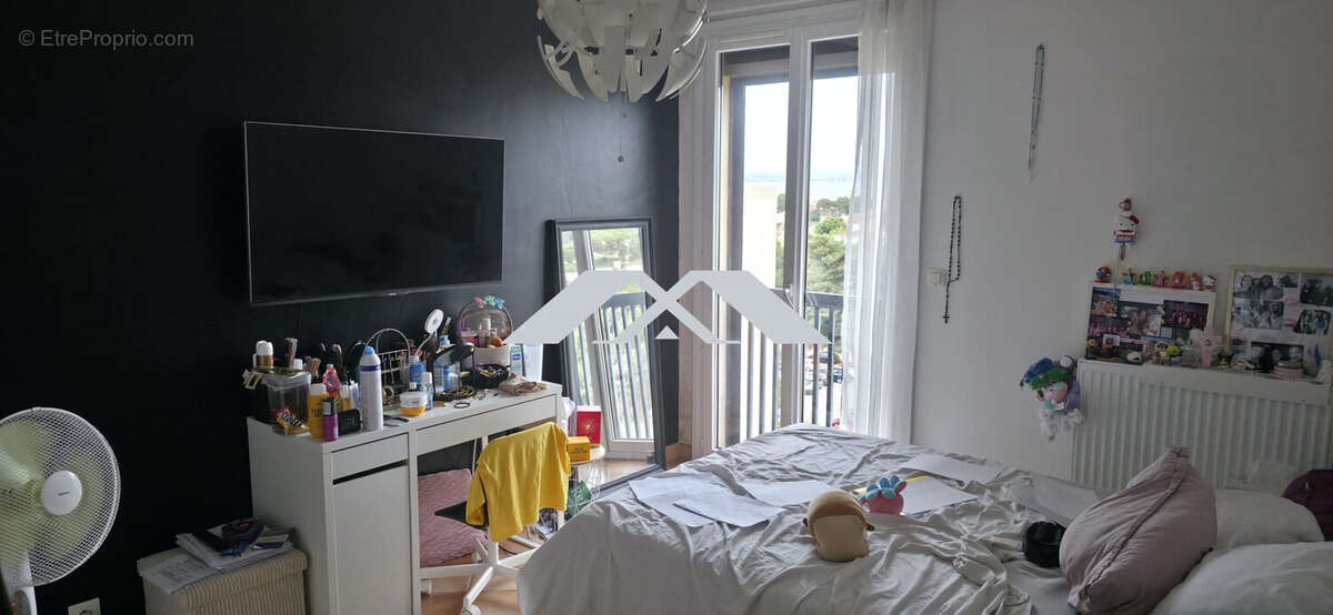 Appartement 84 m² à Martigues  - photo 4