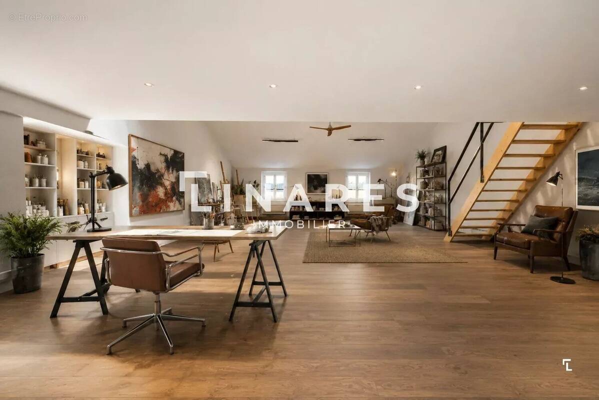 Appartement à MARSEILLE-2E