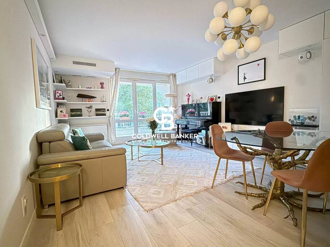 Appartement à ISSY-LES-MOULINEAUX