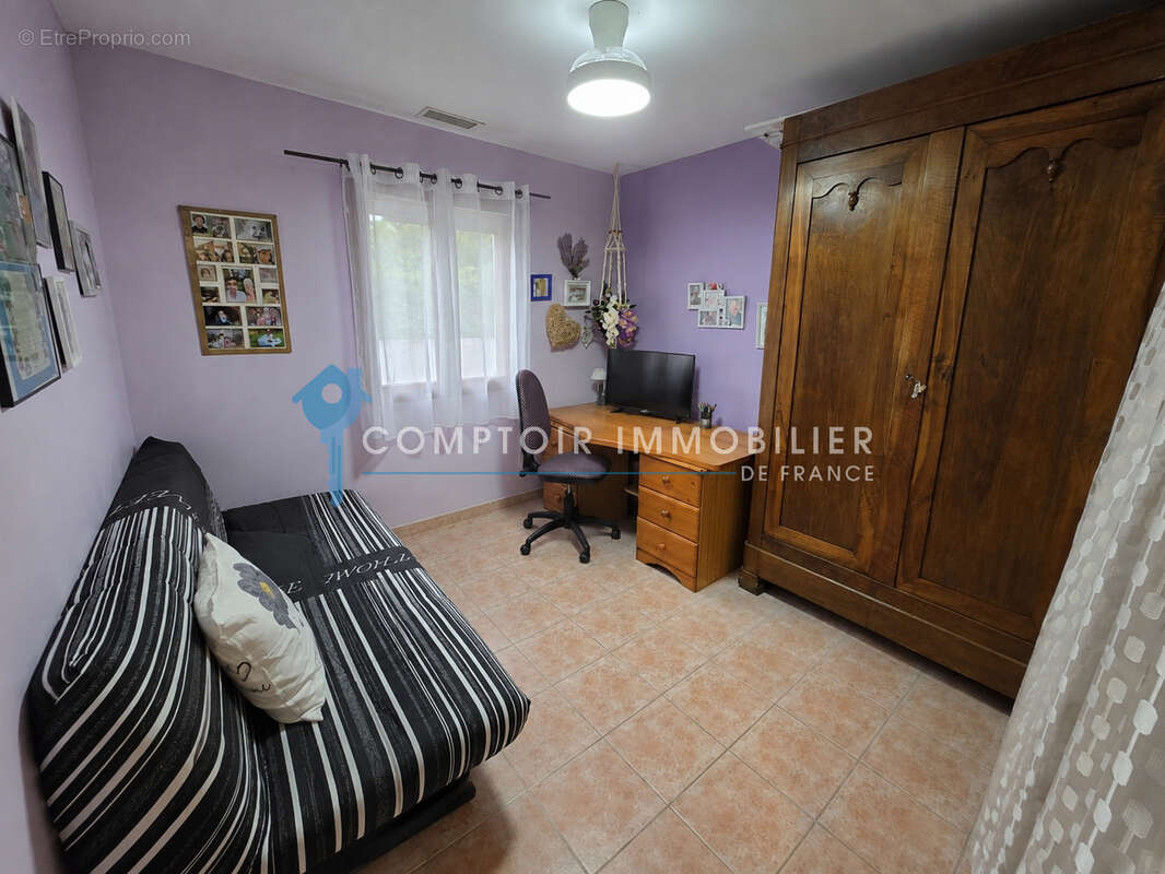 Dépt Hérault (34) - Aniane - À vendre - Maison T4 de 100m2, parcelle de 1000m2, piscine, garage - photo 15