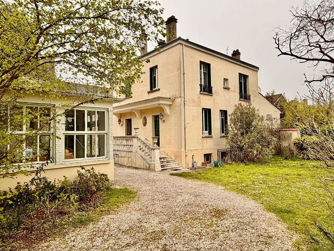 Maison à BOIS-COLOMBES