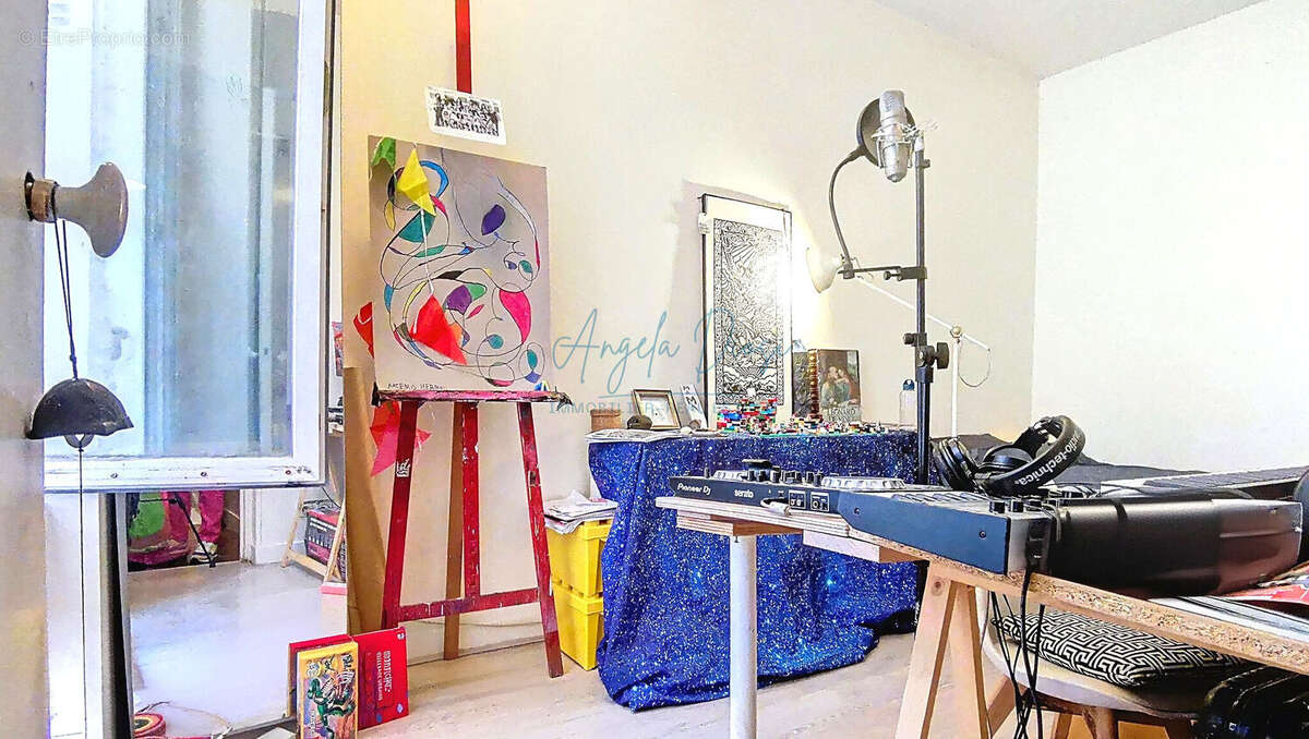 Appartement à PARIS-11E