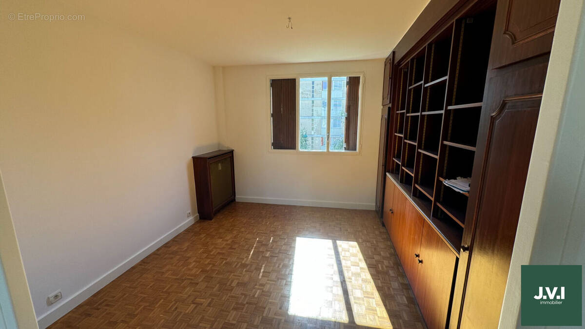 Appartement à ENGHIEN-LES-BAINS