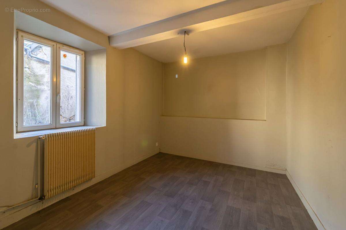 Maison Genouilly 6 pièce(s) 104 m2 - photo 11