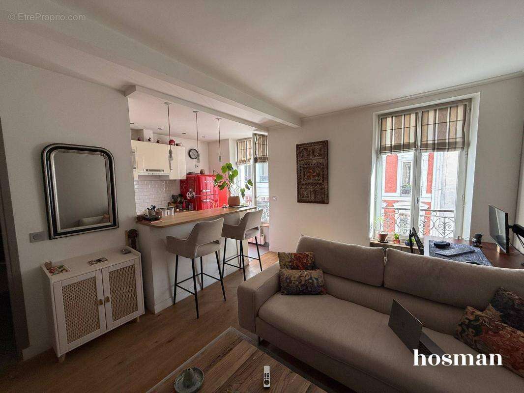 Appartement à PARIS-18E