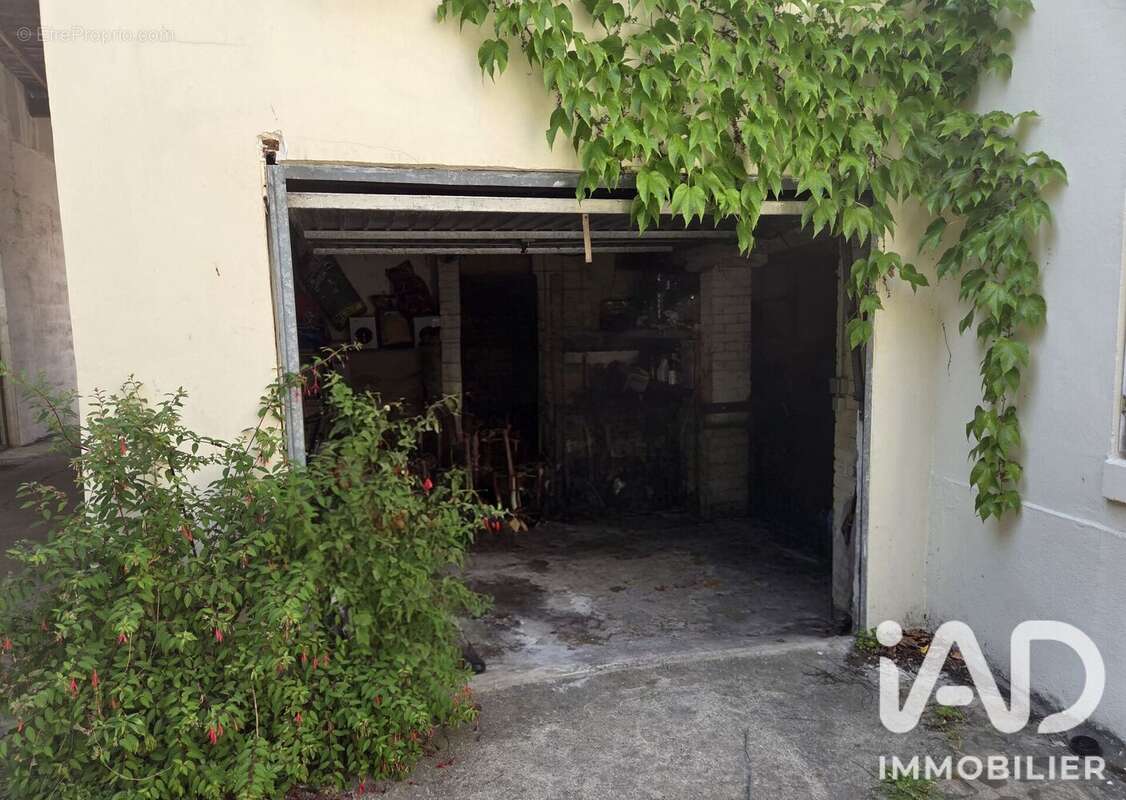 Photo 7 - Appartement à GENNEVILLIERS