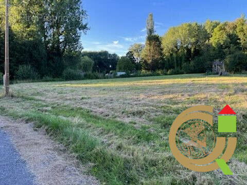 Terrain 3475 m² à Galametz  - photo 2