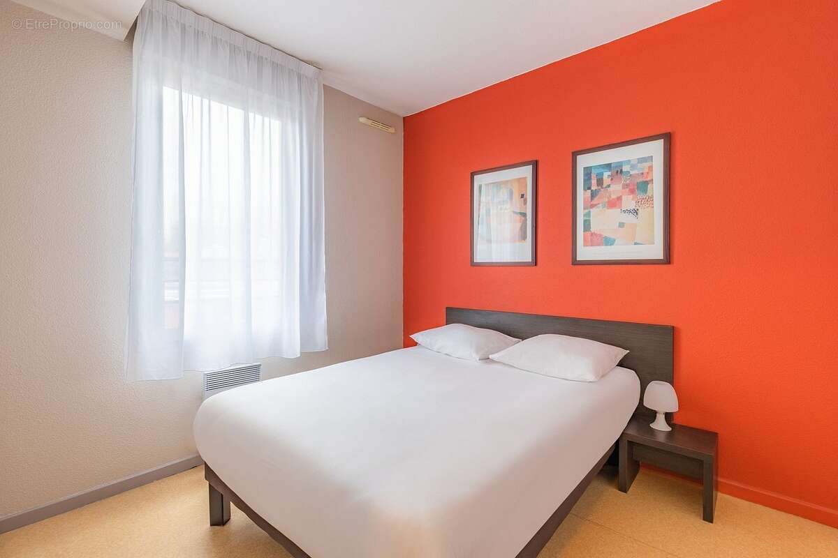 INVESTISSEMENT LOCATIF  LYON 9EME ARRONDISSEMENT - Résidence Appart'City Classic Lyon Vaise St Cyr **- 7.23 % de rentabilité. - photo 3