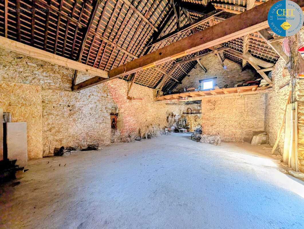 Maison à LES BRULAIS