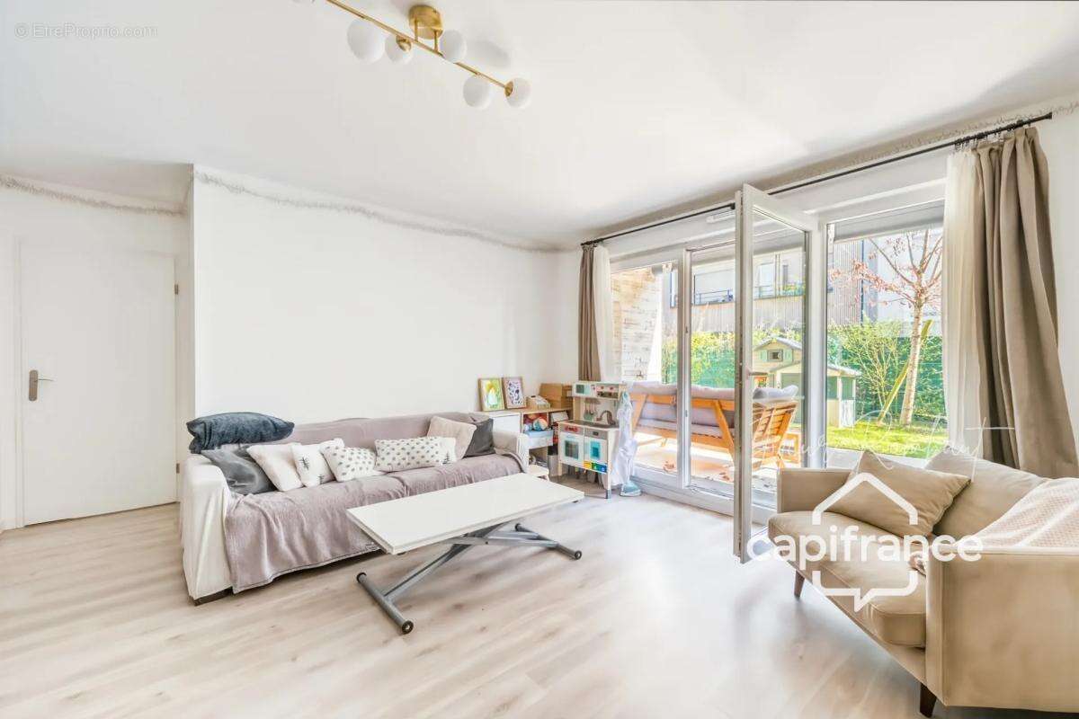 Appartement à MAUREPAS