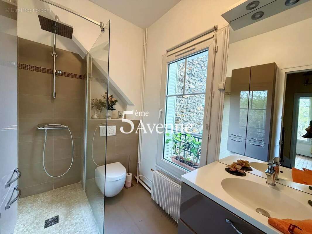 Maison à NOGENT-SUR-MARNE