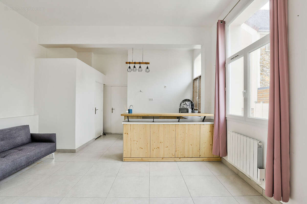 Appartement à COLOMBES