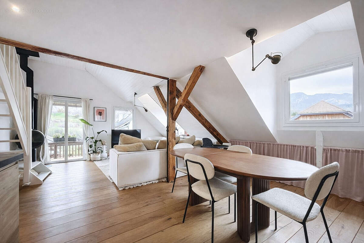 Appartement à TALLOIRES
