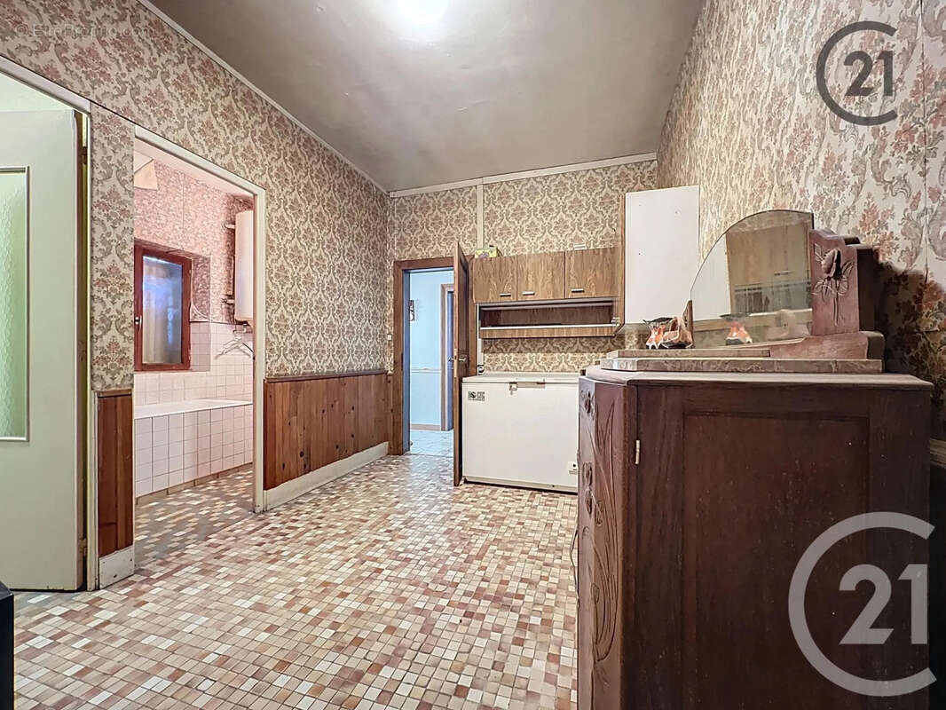 Maison à SAINT-QUENTIN-LE-PETIT