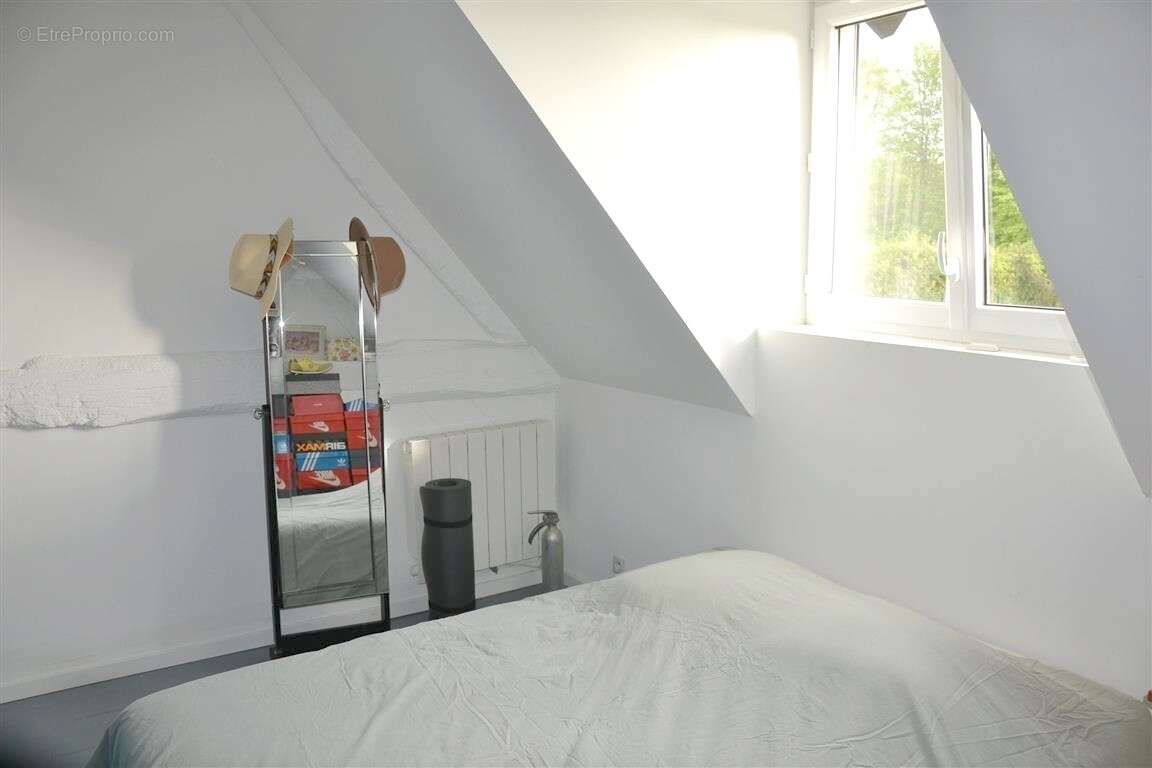 Maison à COURMENIL